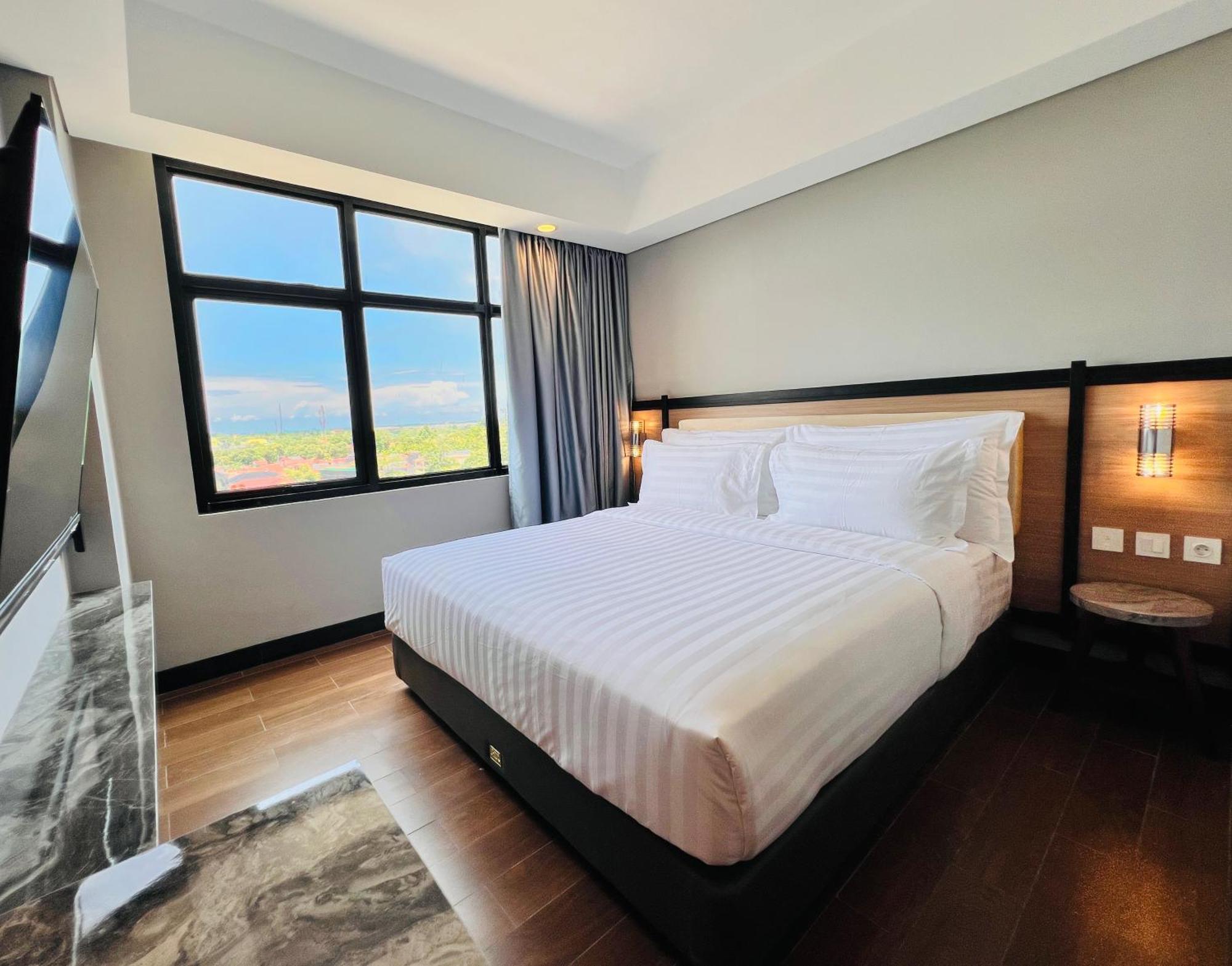 D'Primahotel Airport Sultan Hasanuddin Makassar Sudiang Extérieur photo